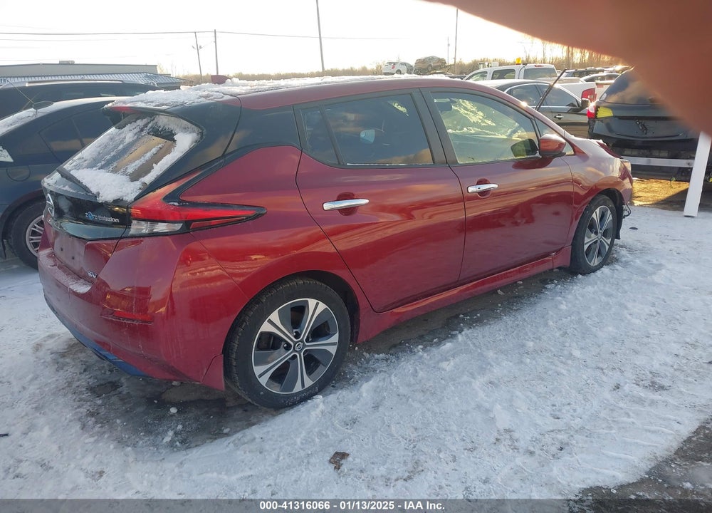 2018 NISSAN LEAF VIN: 1N4AZ1CPXJC307237