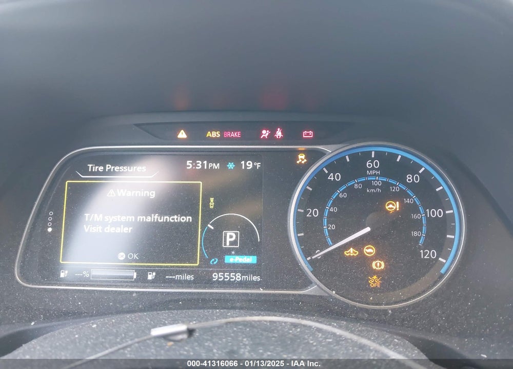 2018 NISSAN LEAF VIN: 1N4AZ1CPXJC307237