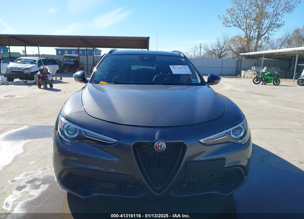 2021 ALFA ROMEO STELVIO TI AWD VIN: ZASPAKBN6M7D11100