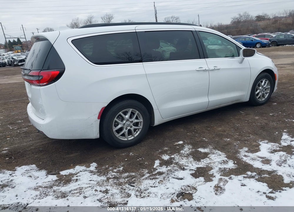 2022 CHRYSLER PACIFICA TOURING L VIN: 2C4RC1BG3NR162104