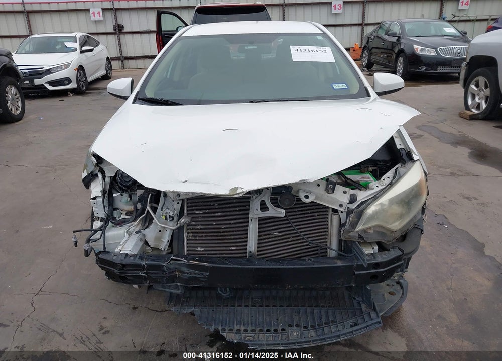 2015 TOYOTA COROLLA VIN: 5YFBURHE5FP252875