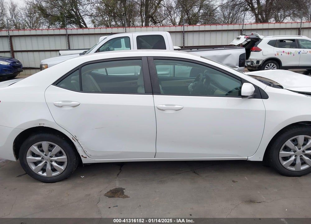 2015 TOYOTA COROLLA VIN: 5YFBURHE5FP252875