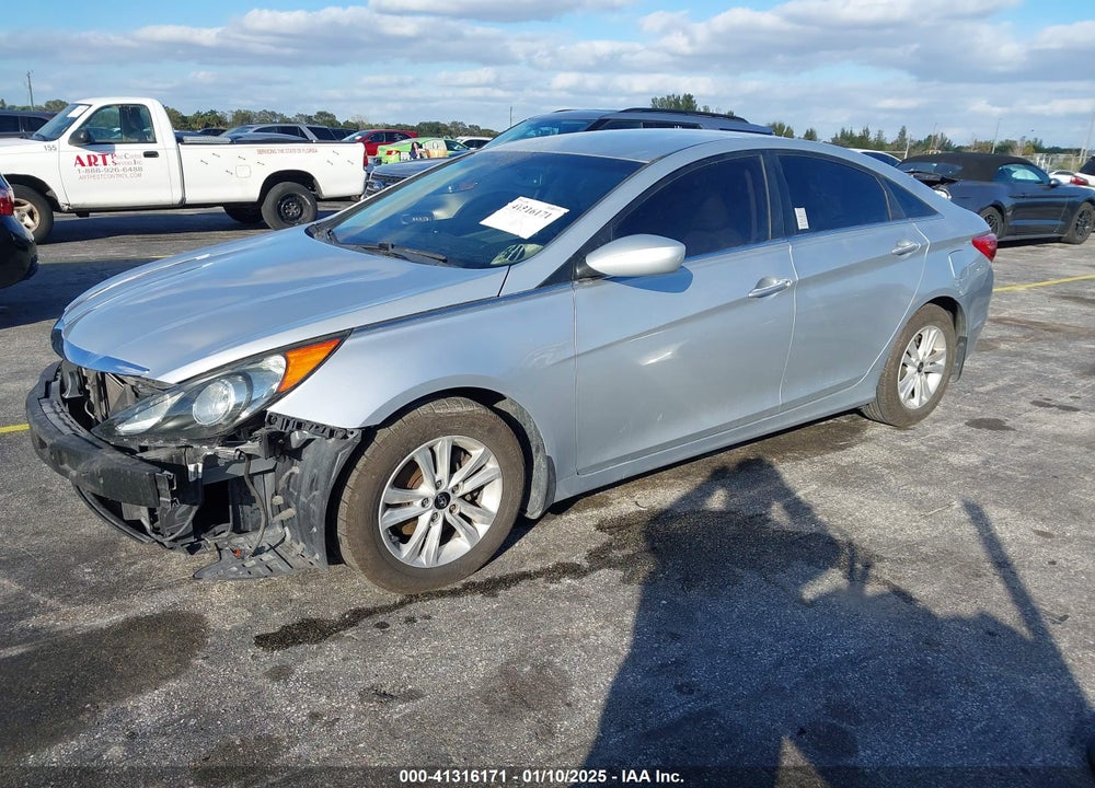 2013 HYUNDAI SONATA GLS VIN: 5NPEB4AC7DH739083