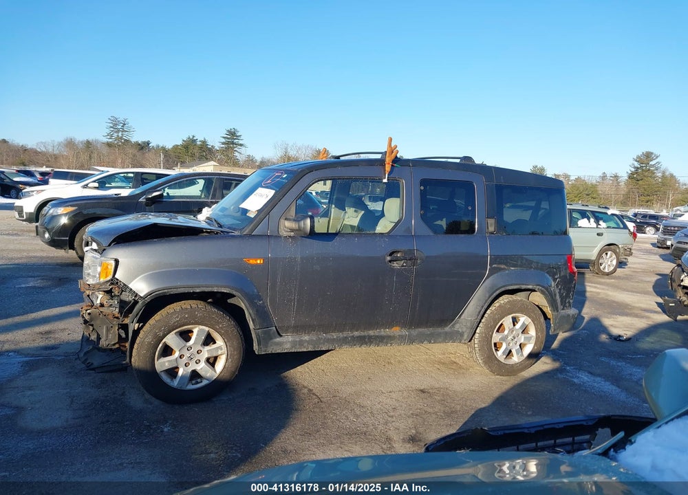 2011 HONDA ELEMENT EX VIN: 5J6YH2H77BL001165