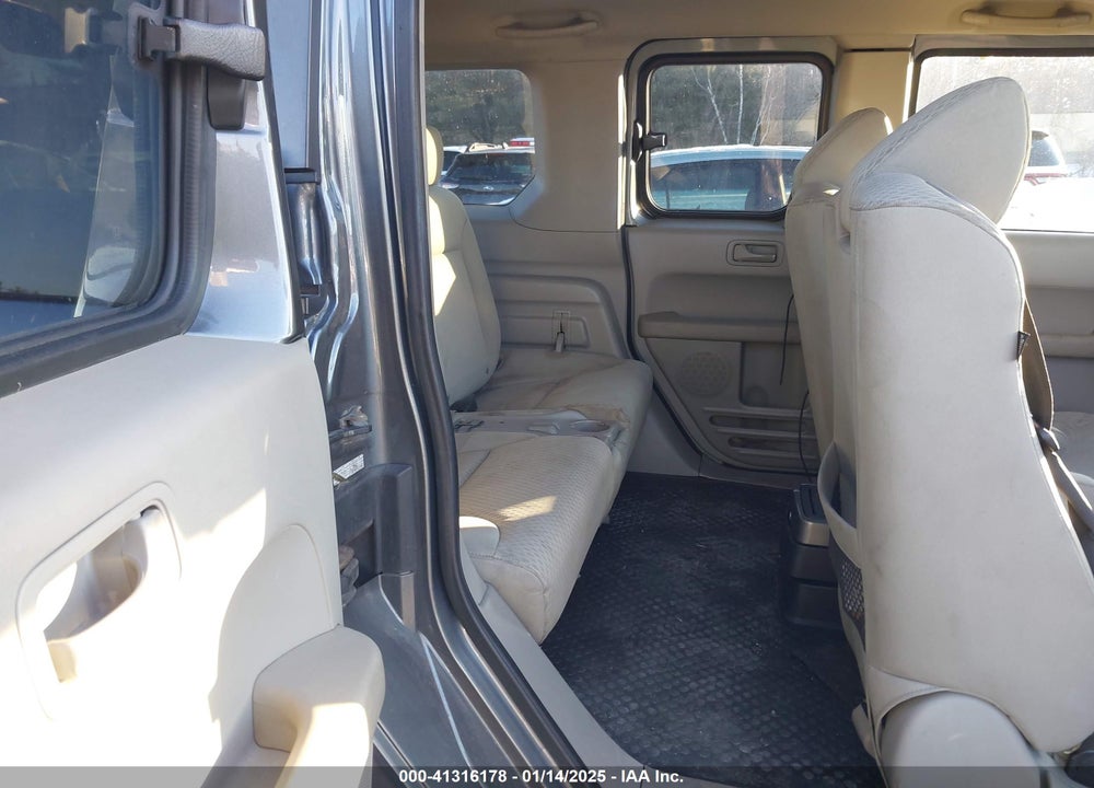 2011 HONDA ELEMENT EX VIN: 5J6YH2H77BL001165