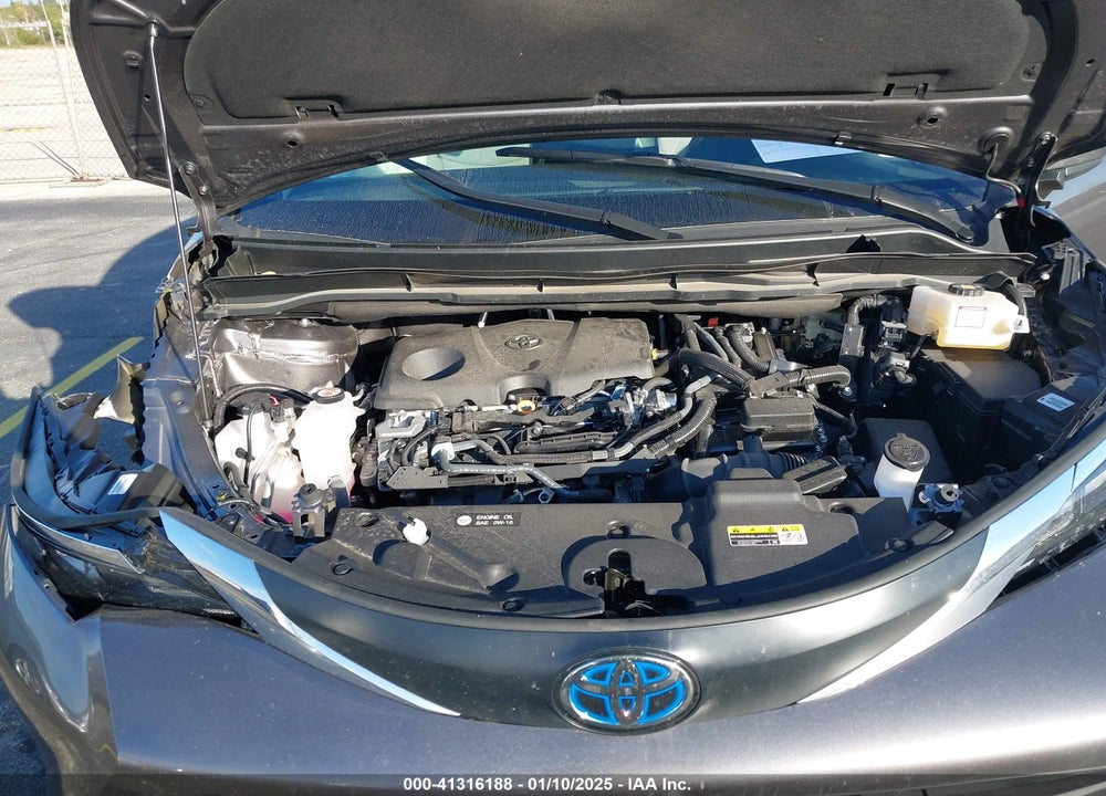2024 TOYOTA SIENNA LE VIN: 5TDKRKEC1RS212929