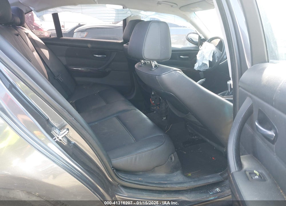 2006 BMW 325I VIN: WBAVB13516KR60113