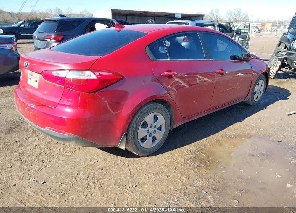2016 KIA FORTE VIN: KNAFK4A6XG5570385