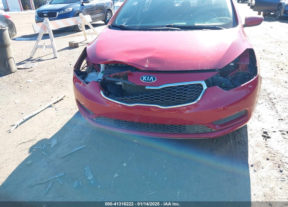 2016 KIA FORTE VIN: KNAFK4A6XG5570385