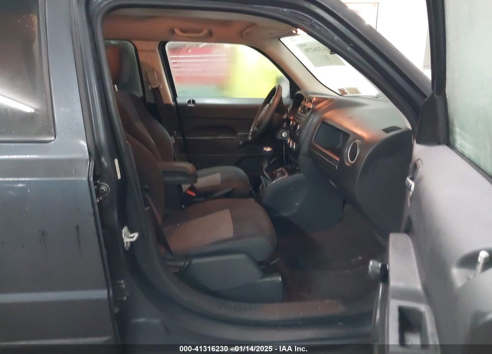 2015 JEEP PATRIOT SPORT VIN: 1C4NJPBB2FD158271