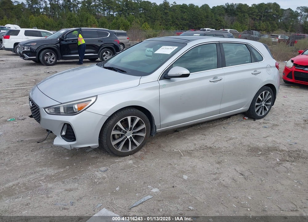 2019 HYUNDAI ELANTRA GT VIN: KMHH35LE0KU102372