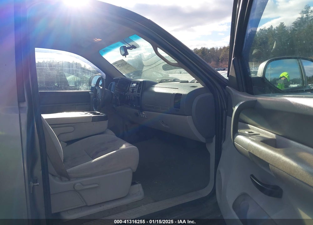 2009 GMC SIERRA 2500HD SLE VIN: 1GTHK54K09F123023