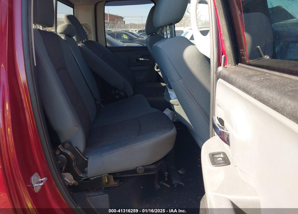 2014 RAM 1500 VIN: 1C6RR7GT9ES386409
