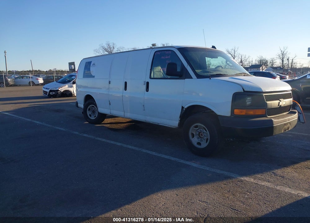 2017 CHEVROLET EXPRESS 2500 WORK VAN VIN: 1GCWGBFF2H1122605