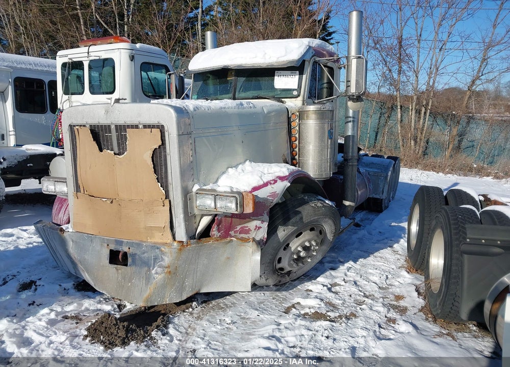 2002 PETERBILT 379 VIN: 1XP5D60X22D577021