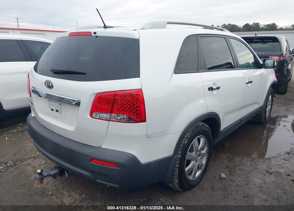 2012 KIA SORENTO LX VIN: 5XYKT3A67CG294774