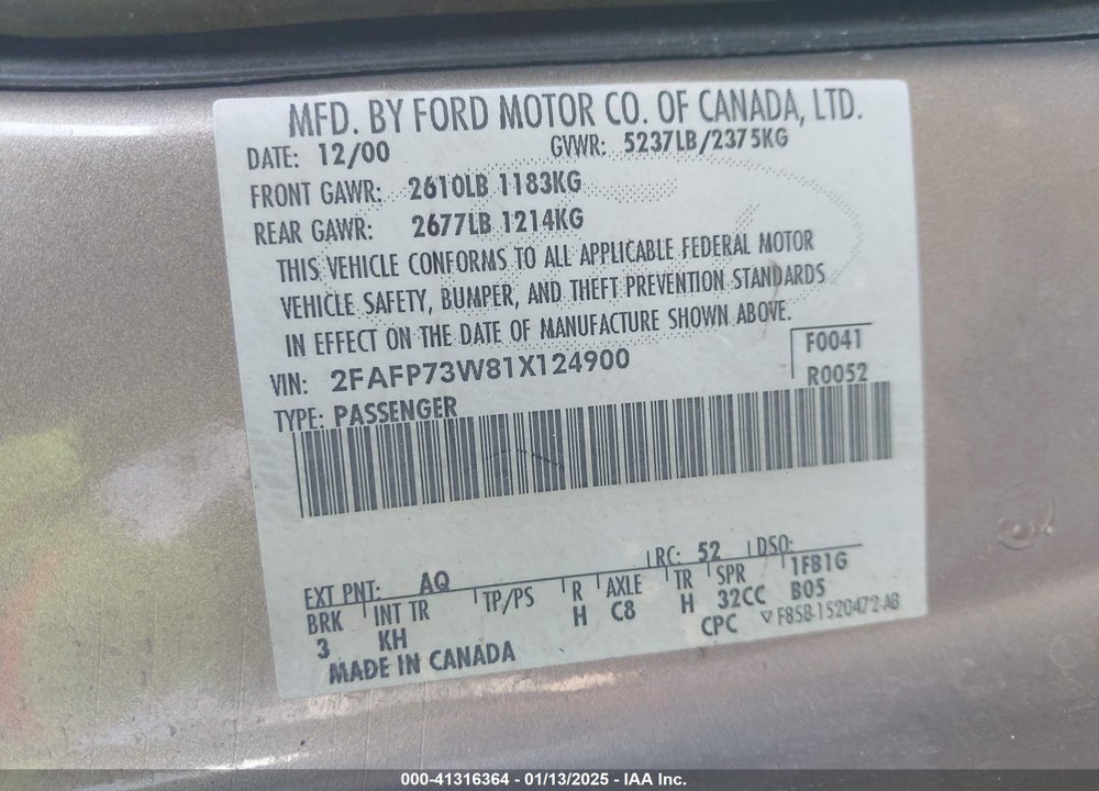 2001 FORD CROWN VICTORIA VIN: 2FAFP73W81X124900
