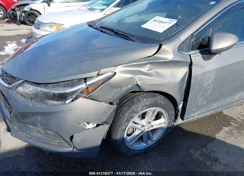 2018 CHEVROLET CRUZE LT AUTO VIN: 1G1BE5SM6J7205007