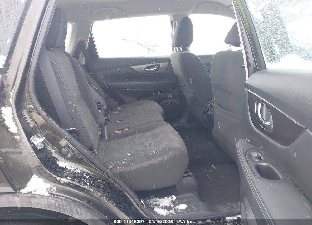 2016 NISSAN ROGUE S VIN: KNMAT2MV1GP704626