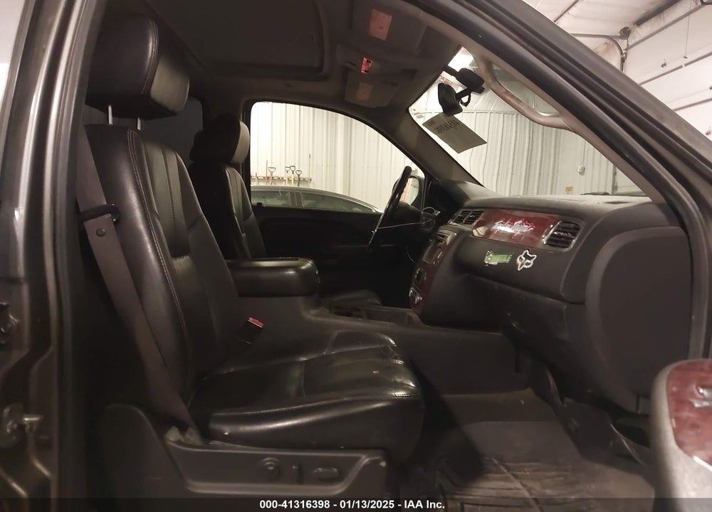 2007 CHEVROLET TAHOE LT VIN: 1GNFK13007J213791
