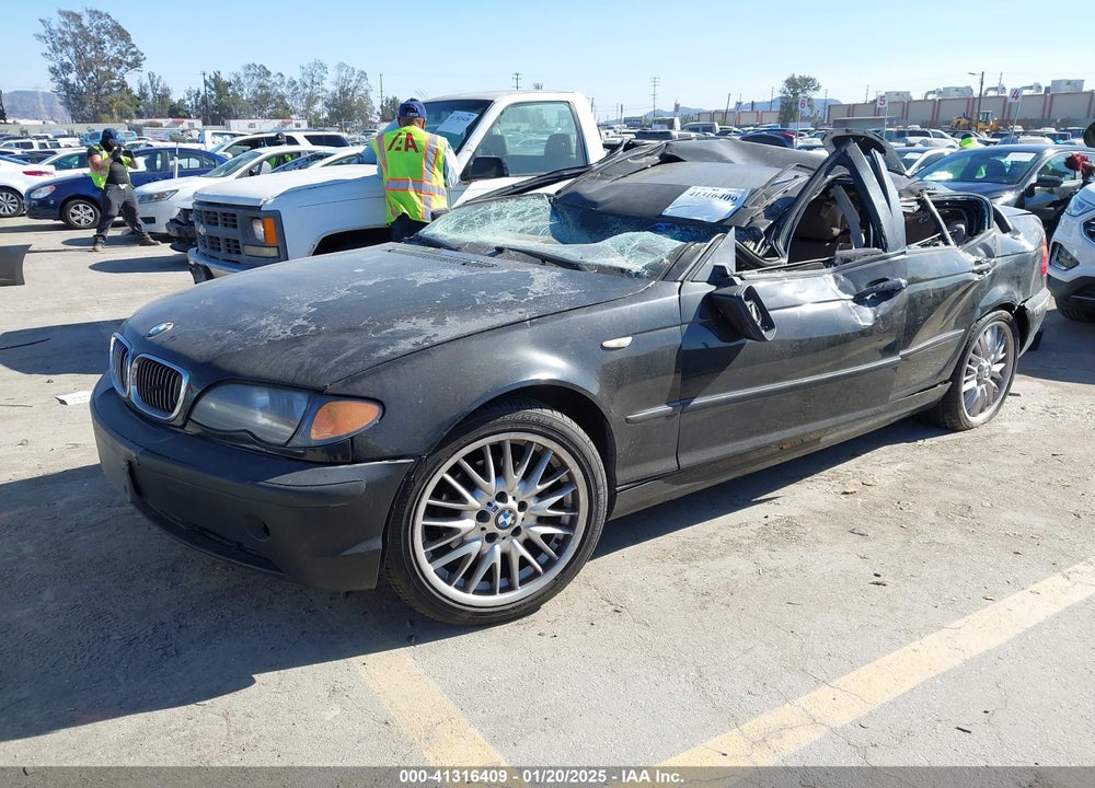 2005 BMW 325I VIN: WBAEV33405KX12489