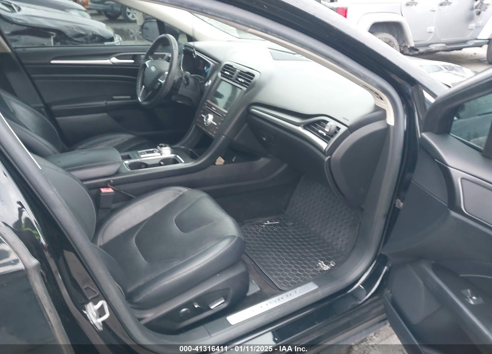 2018 FORD FUSION VIN: 3FA6P0K92JR272462