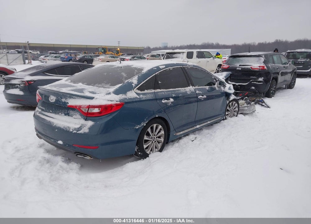 2015 HYUNDAI SONATA VIN: 5NPE34AF6FH097238