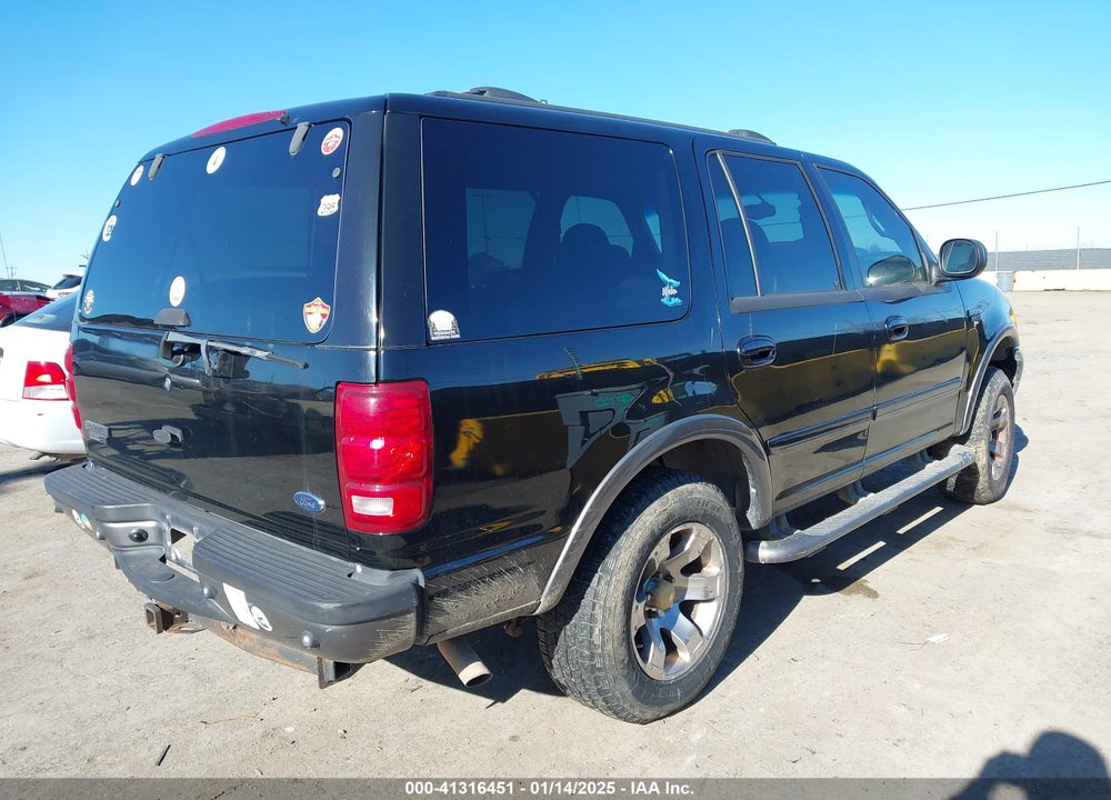 2001 FORD EXPEDITION XLT VIN: 1FMFU16L91LB47872