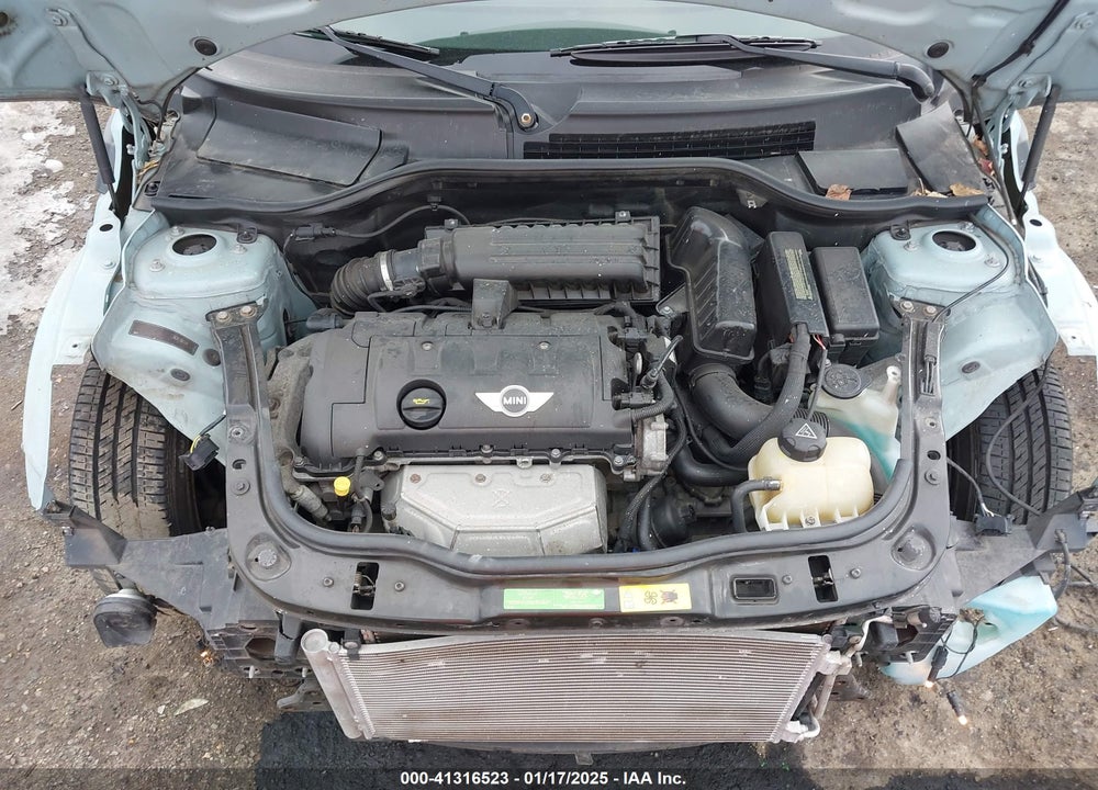 2011 MINI COOPER CLUBMAN VIN: WMWZF3C51BT187925