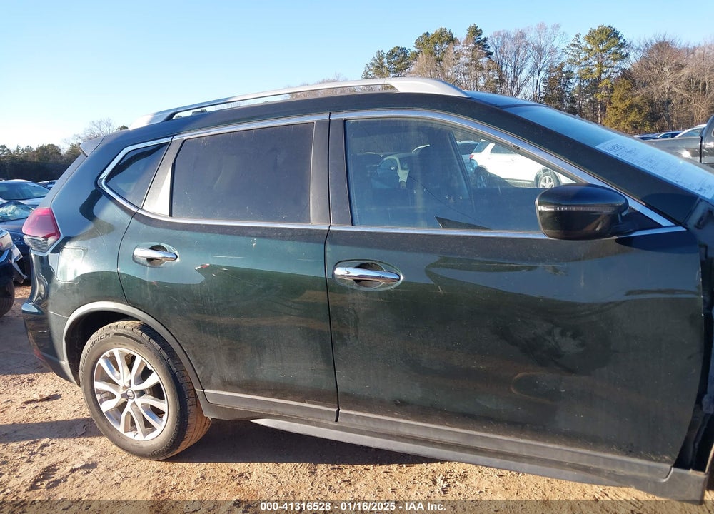 2019 NISSAN ROGUE VIN: 5N1AT2MT0KC702974