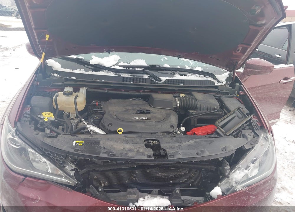 2018 CHRYSLER PACIFICA TOURING L VIN: 2C4RC1BG2JR131582