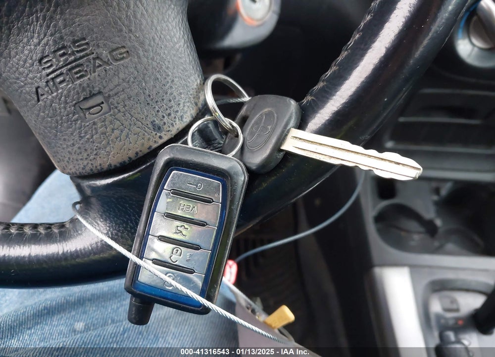 2005 TOYOTA RAV4 VIN: JTEHD20V756030627