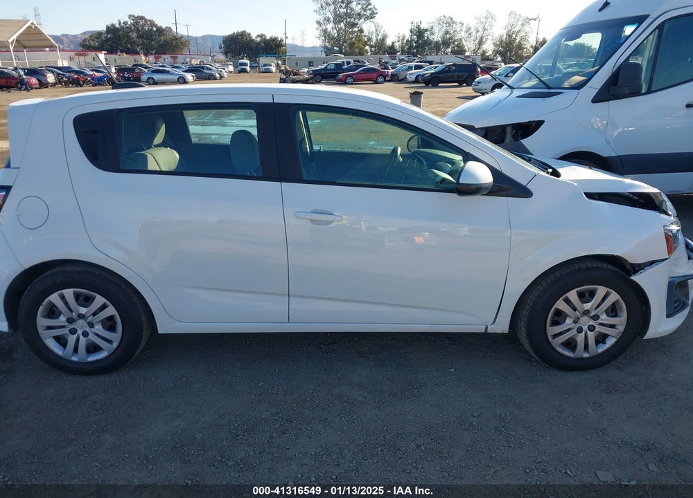 2019 CHEVROLET SONIC LT AUTO VIN: 1G1JG6SB9K4135905