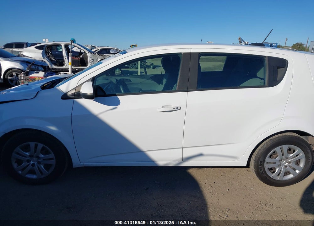 2019 CHEVROLET SONIC LT AUTO VIN: 1G1JG6SB9K4135905