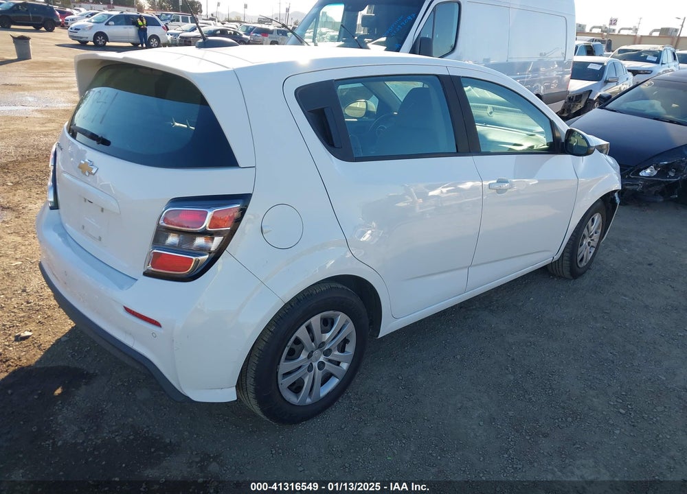 2019 CHEVROLET SONIC LT AUTO VIN: 1G1JG6SB9K4135905