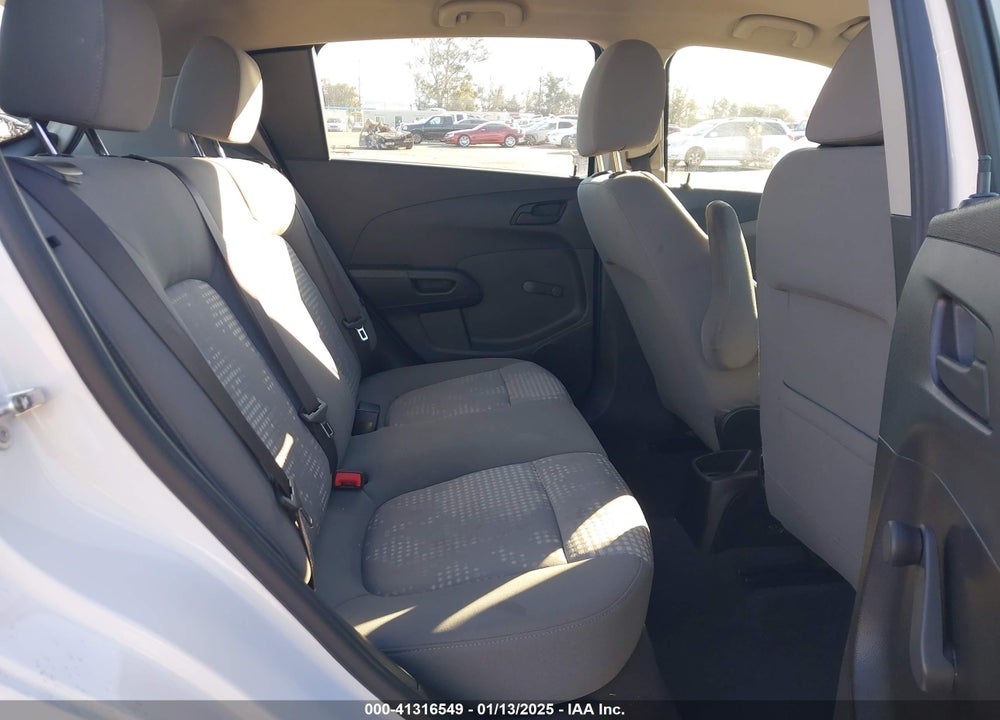 2019 CHEVROLET SONIC LT AUTO VIN: 1G1JG6SB9K4135905