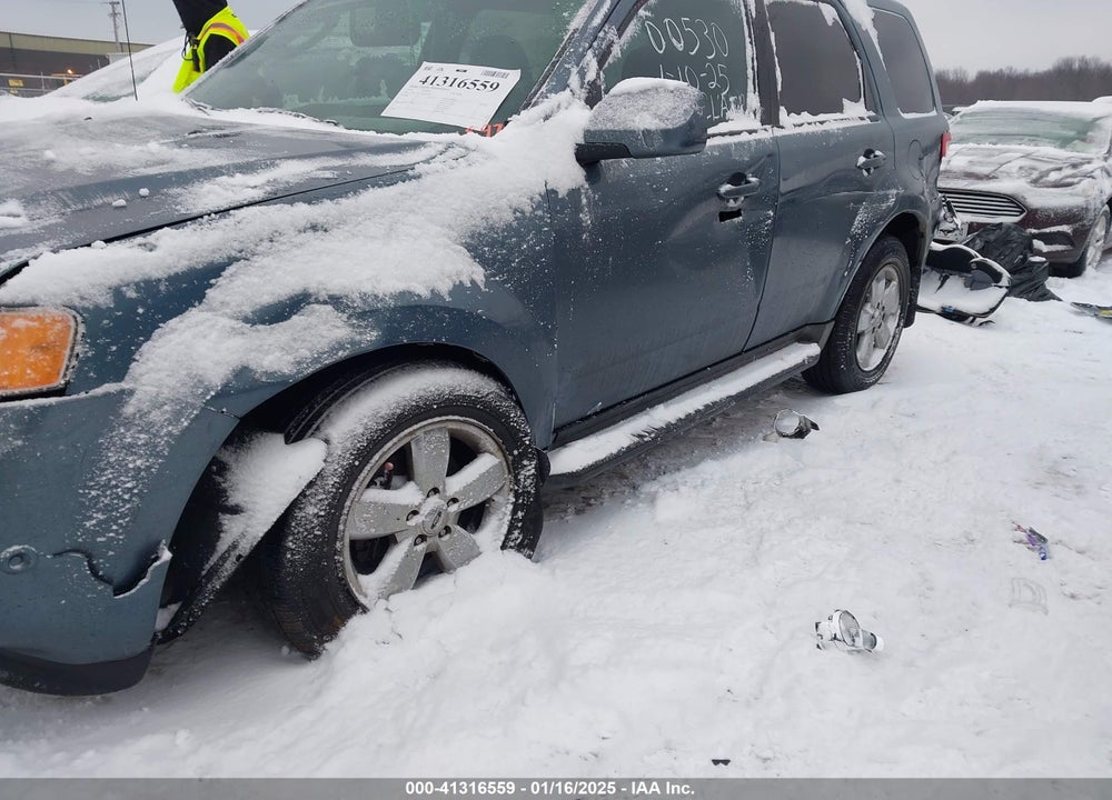 2010 FORD ESCAPE LIMITED VIN: 1FMCU9EG2AKB61897