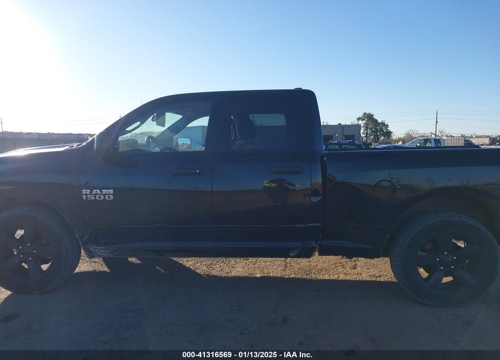 2013 RAM 1500 VIN: 1C6RR6FP0DS609045