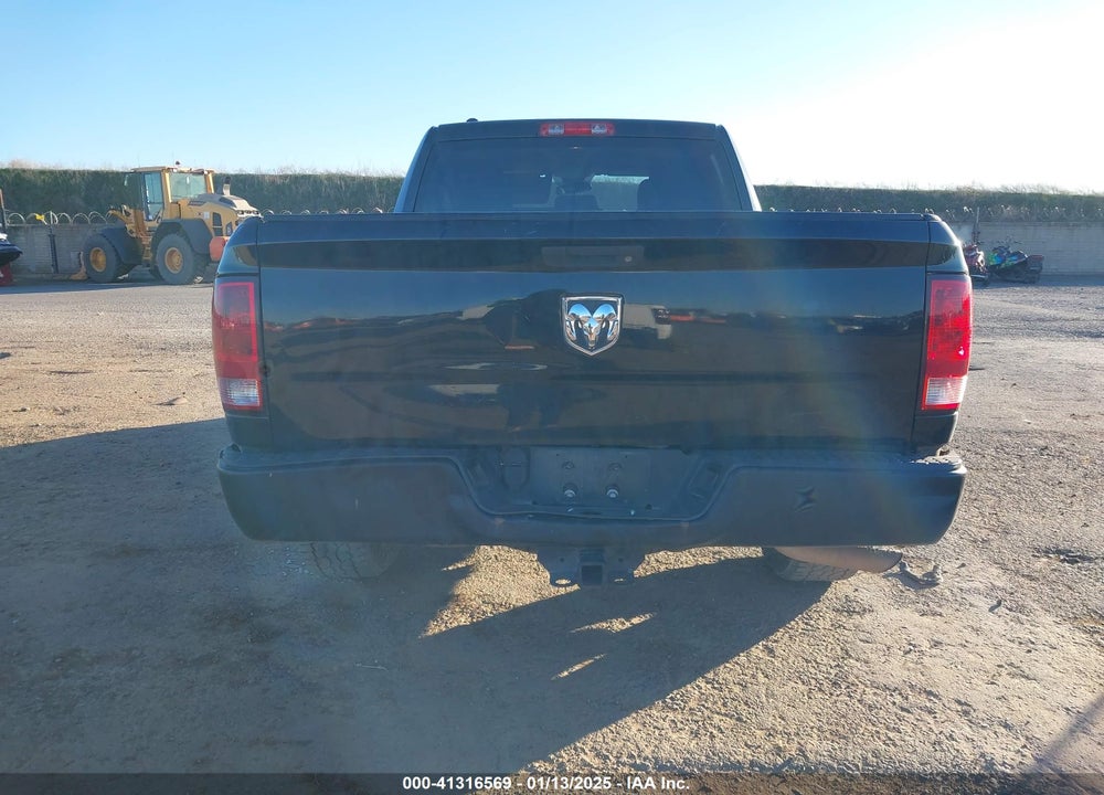 2013 RAM 1500 VIN: 1C6RR6FP0DS609045