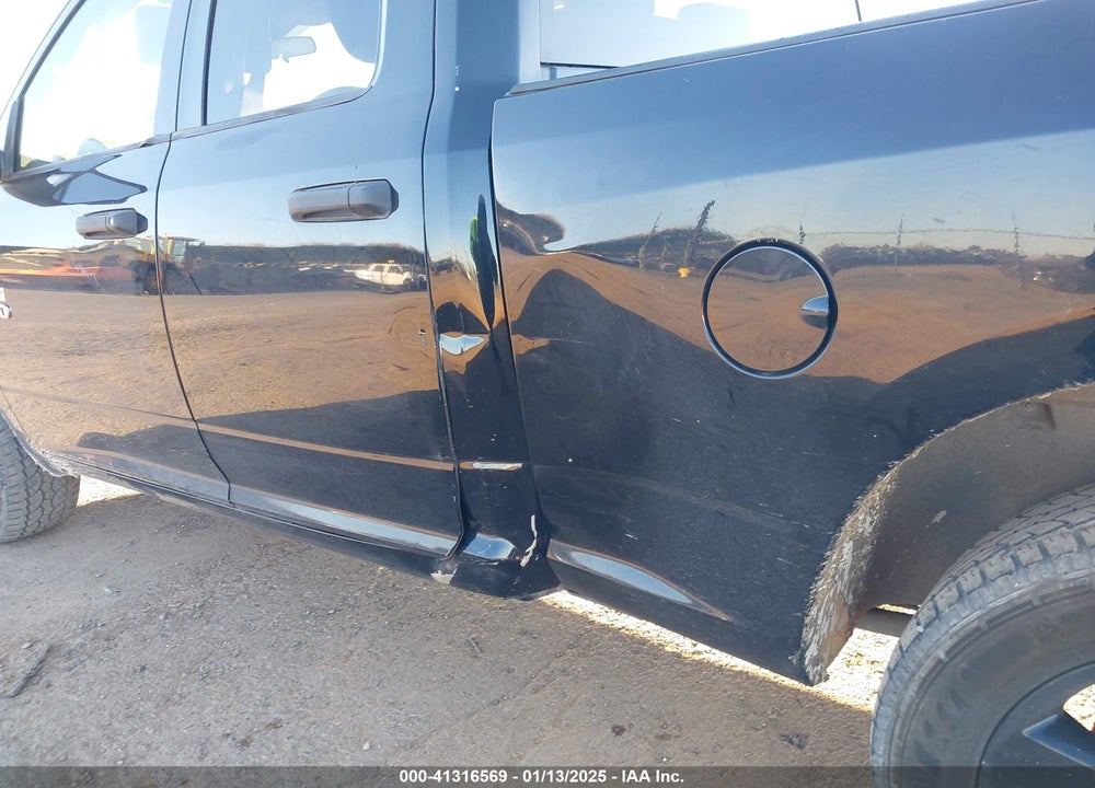 2013 RAM 1500 VIN: 1C6RR6FP0DS609045