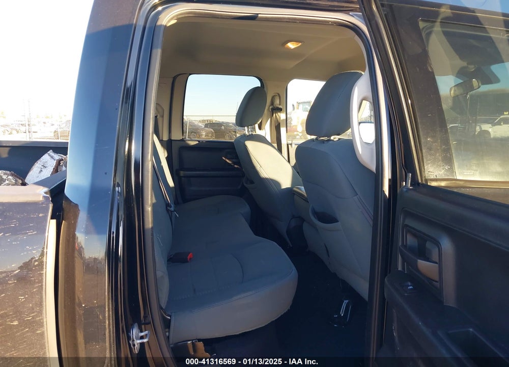 2013 RAM 1500 VIN: 1C6RR6FP0DS609045