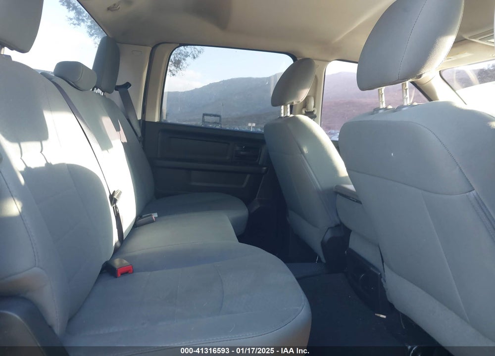 2017 RAM 1500 VIN: 1C6RR6KT9HS833763