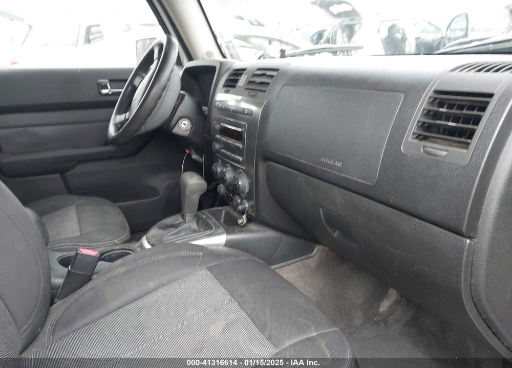 2008 HUMMER H3 SUV VIN: 5GTEN13E188185413