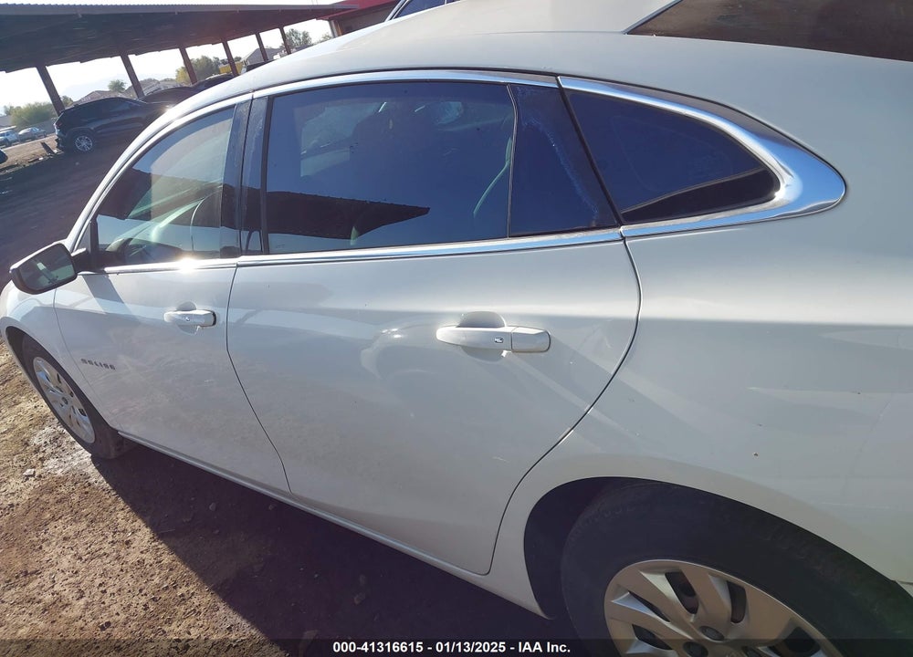 2016 CHEVROLET MALIBU VIN: 1G1ZA5ST1GF213886