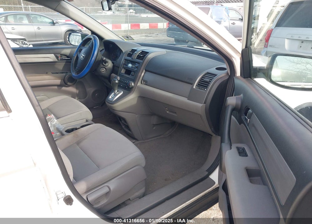 2010 HONDA CR-V LX VIN: 5J6RE4H33AL028173