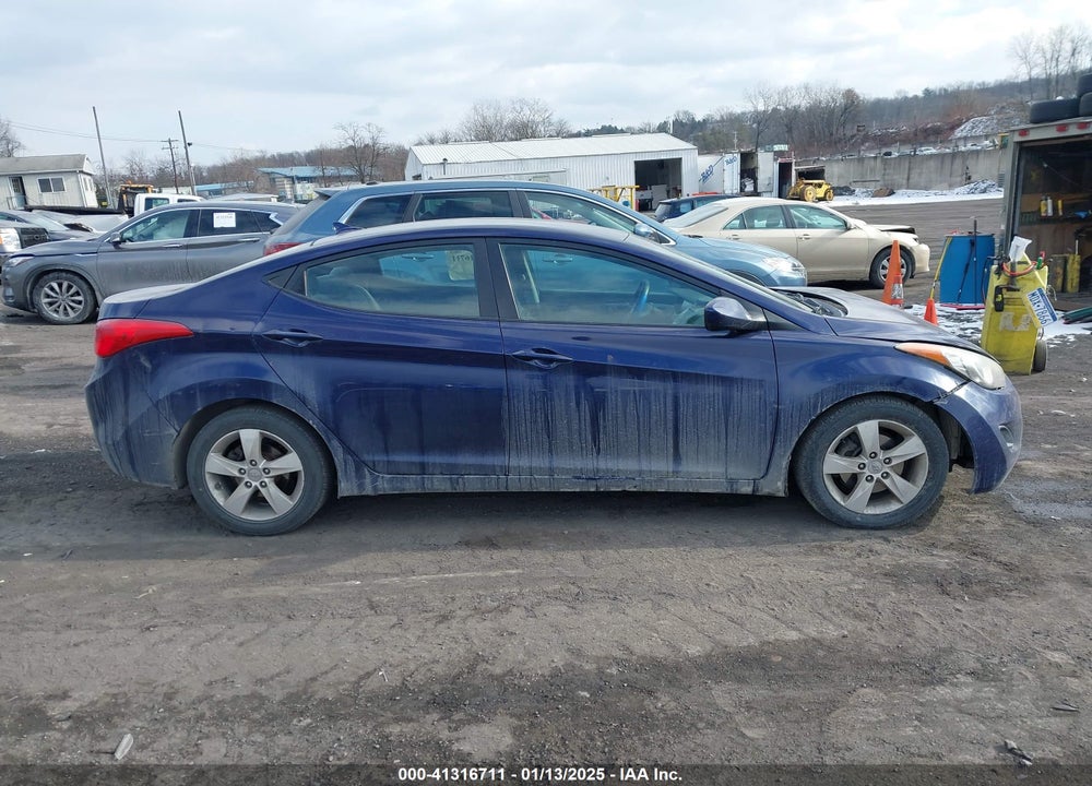 2011 HYUNDAI ELANTRA VIN: 5NPDH4AEXBH021133
