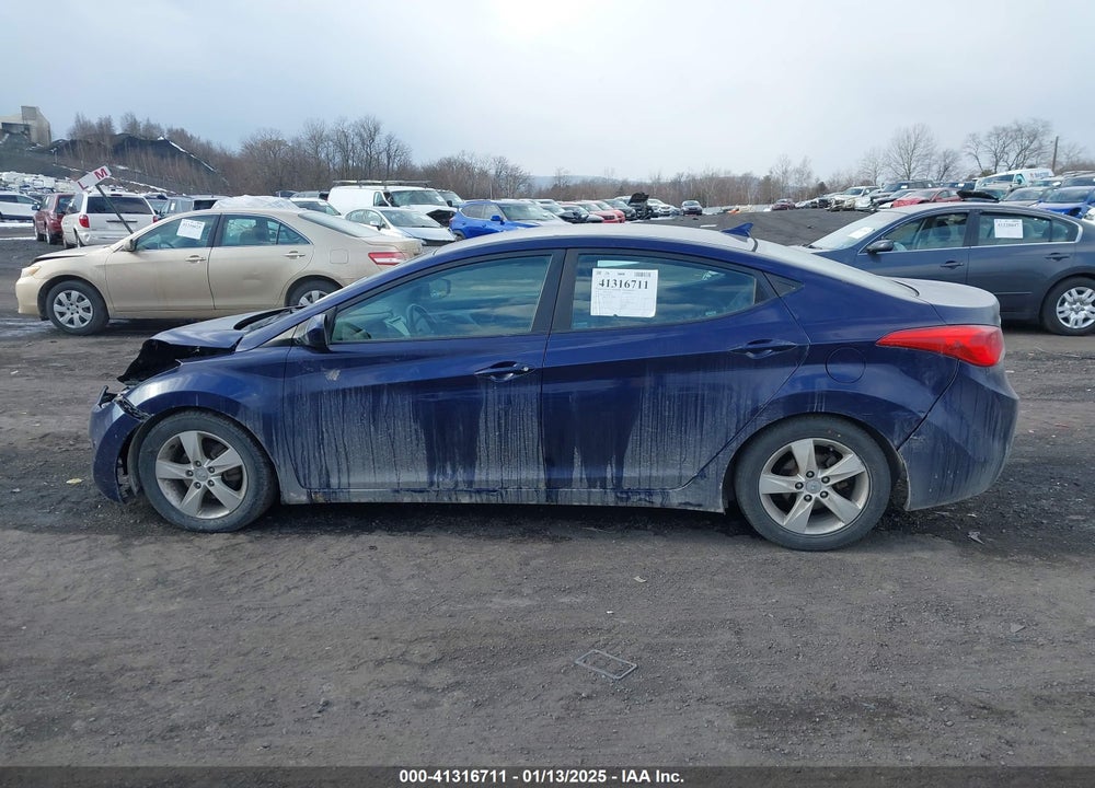 2011 HYUNDAI ELANTRA VIN: 5NPDH4AEXBH021133