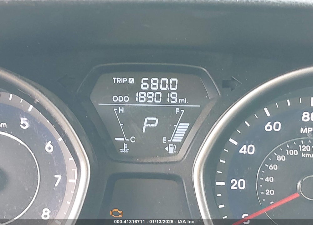 2011 HYUNDAI ELANTRA VIN: 5NPDH4AEXBH021133