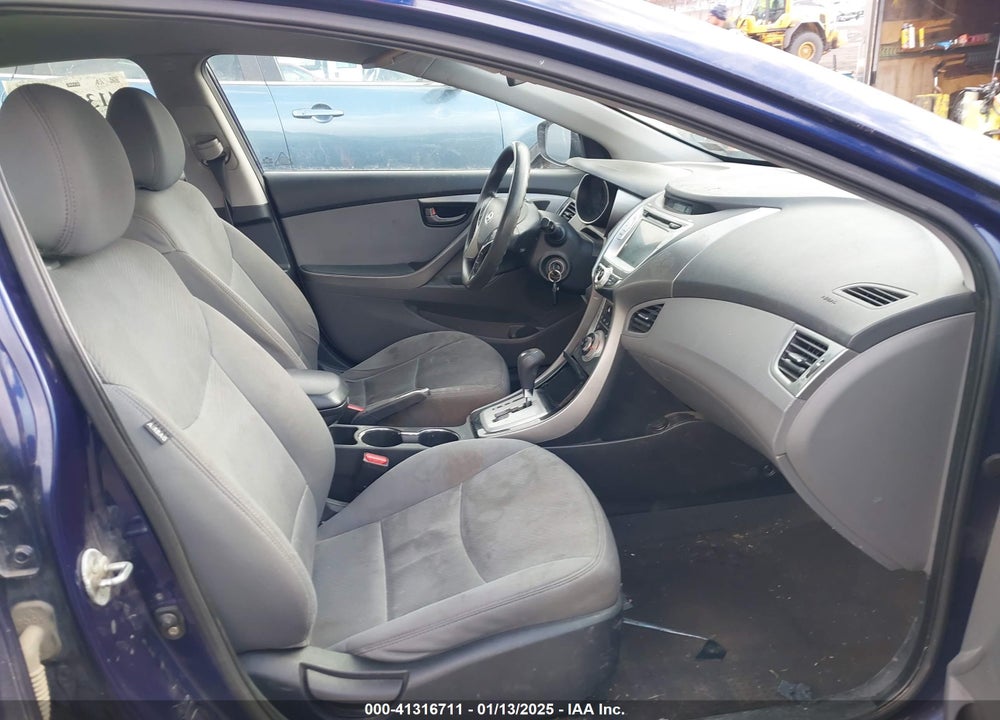 2011 HYUNDAI ELANTRA VIN: 5NPDH4AEXBH021133