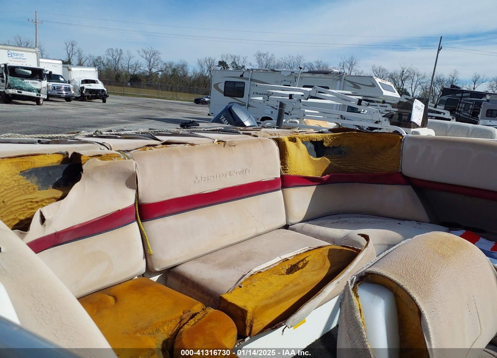 1996 MASTERCRAFT MARISTAR VS200 VIN: 19MB92S15V000038